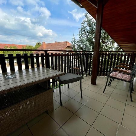 Villa Lili Apartments Balatonkeresztur Ngoại thất bức ảnh