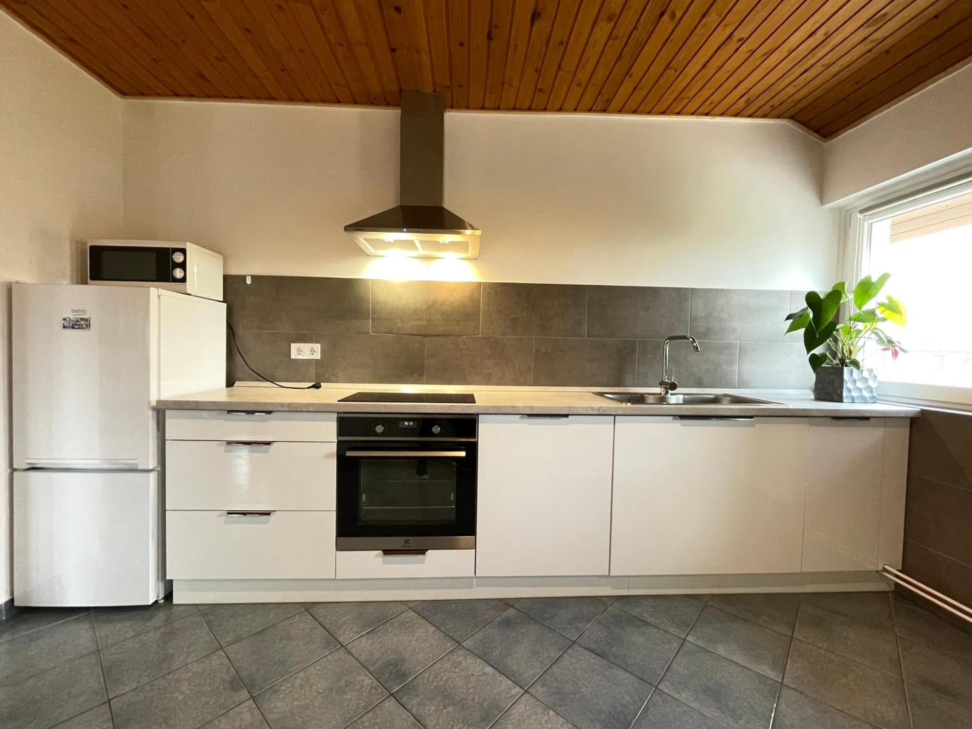 Villa Lili Apartments Balatonkeresztur Ngoại thất bức ảnh